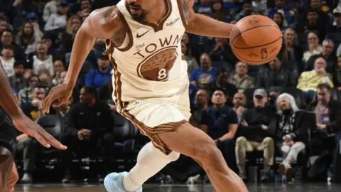 纳帅谈逆转：中场动员非关键，球员自发发力，话音未落即集体离场