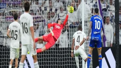 德甲对决法兰克福胜图加特