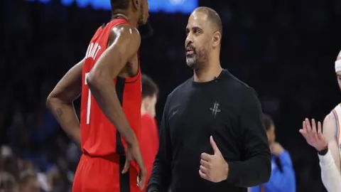 大乐透期号专家推荐：赛往绩胜负密码解析